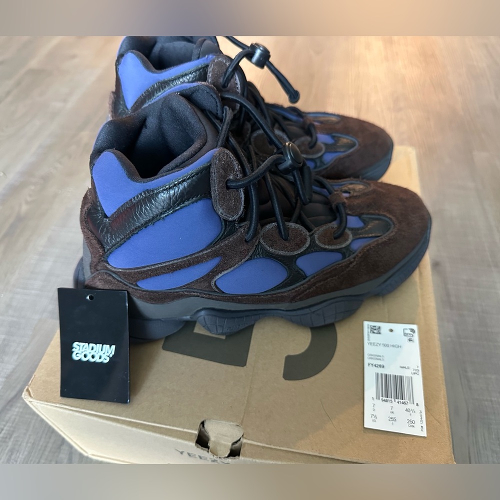 Yeezy 500 Men's Shoe in Brown and Blue